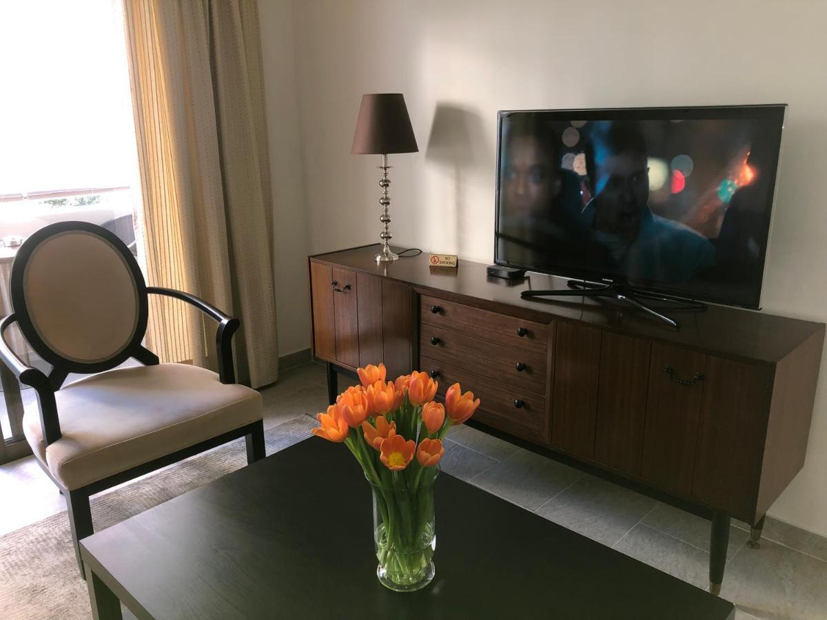 T&L Apartments Germasogia 레메소스 외부 사진