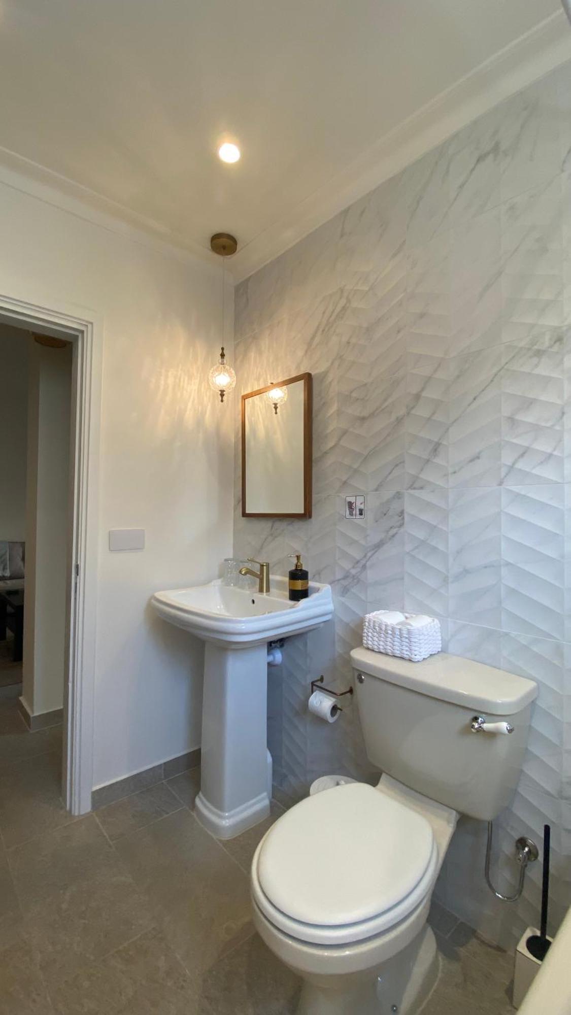 T&L Apartments Germasogia 레메소스 외부 사진